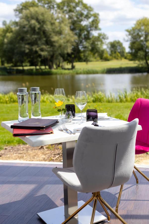 Kingfisher Hotel, Golf And Country Club Milton Keynes Esterno foto